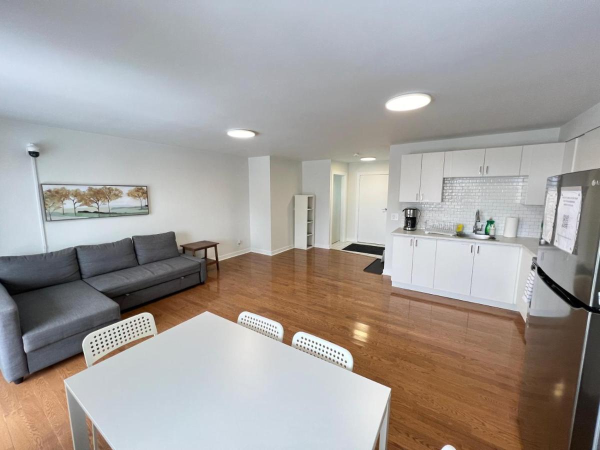 Letitia Heights !B Spacious And Quiet Private Bedroom With Shared Bathroom Barrie Buitenkant foto